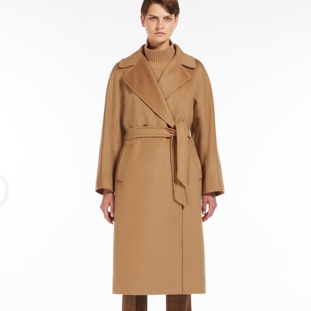 WEEKEND MAX MARA
Wool broadcloth coat
